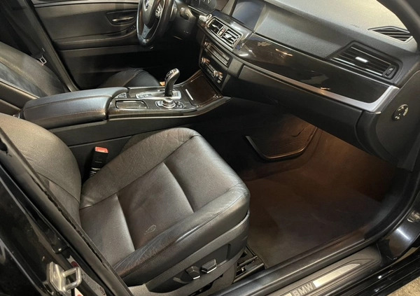 BMW Seria 5 cena 58900 przebieg: 211500, rok produkcji 2012 z Świecie małe 529